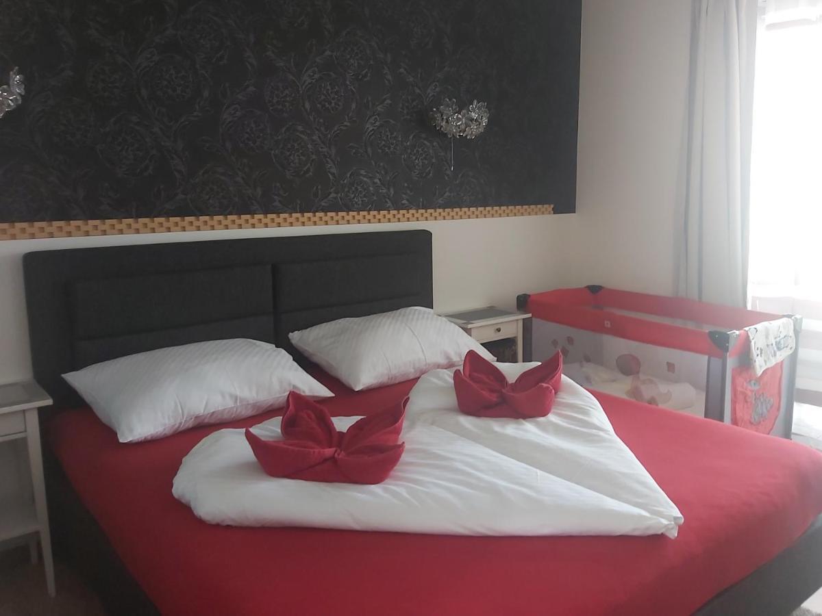 Apartman Navrchu Brezno Exterior foto