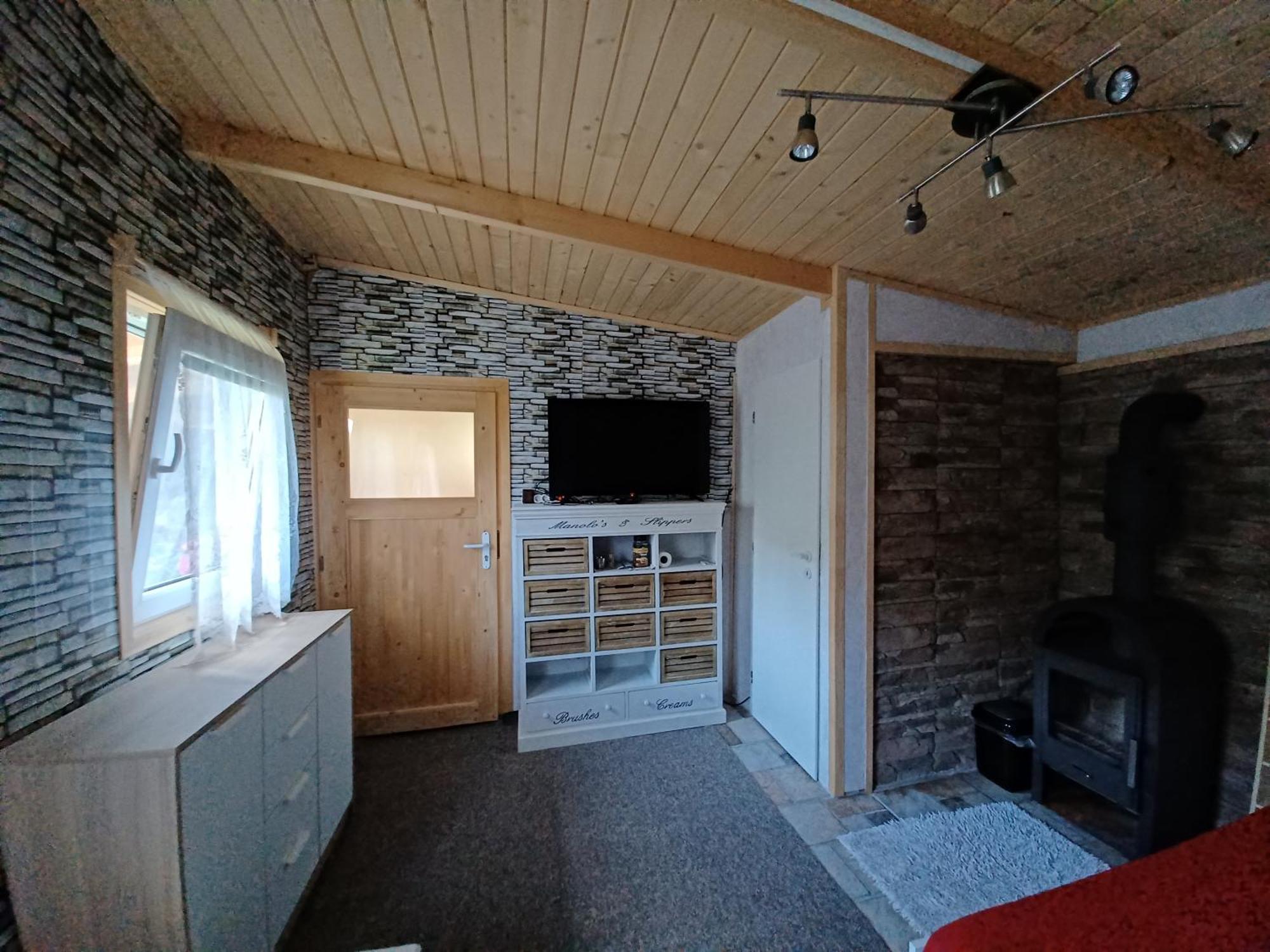 Apartman Navrchu Brezno Zimmer foto